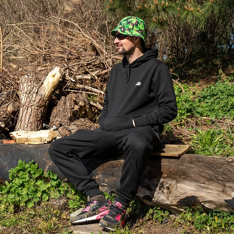 Nash Make It Happen Carp Logo Hoody Black